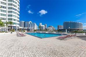 905 Brickell Bay Dr # 2028