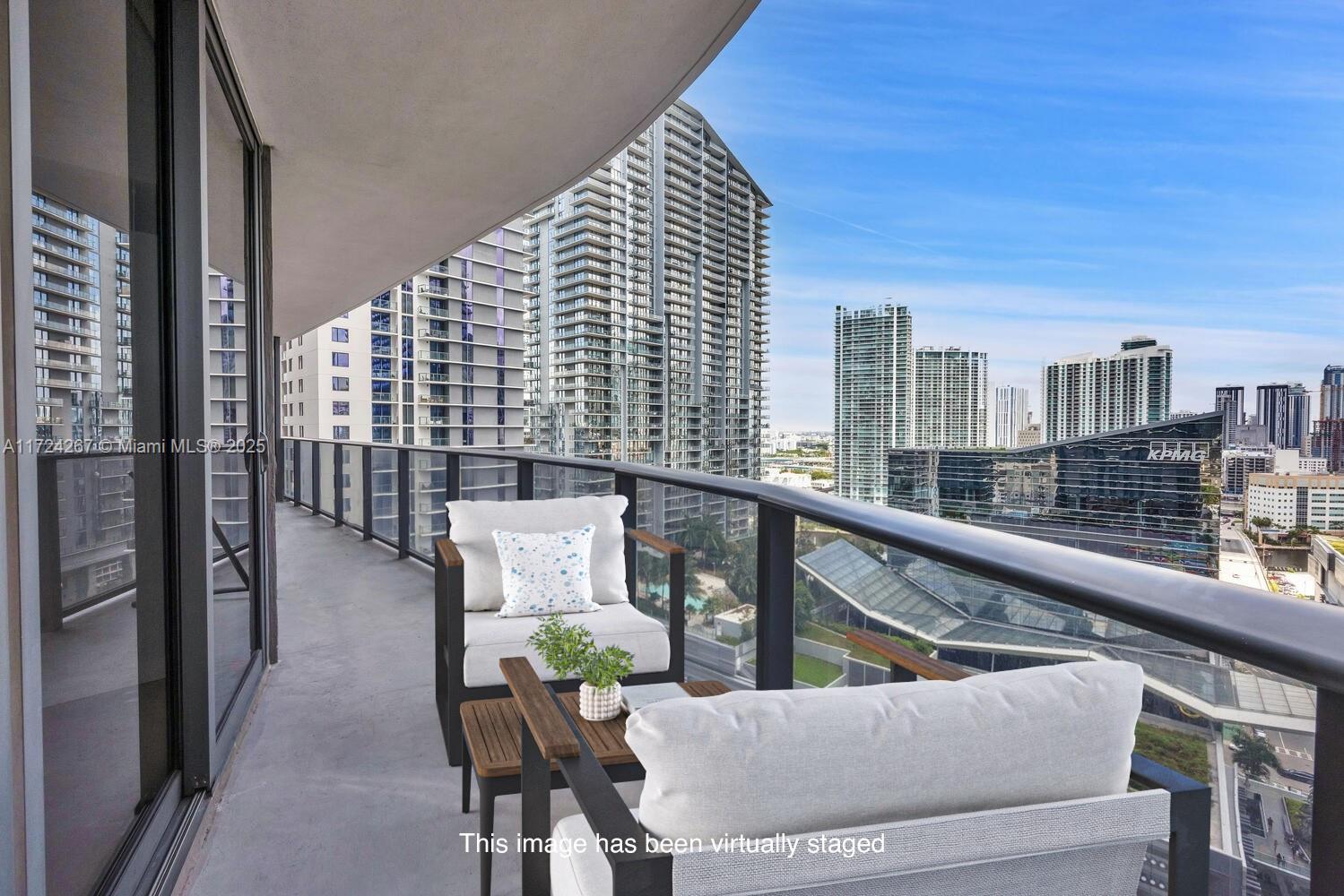 45 SW 9th St # 2101