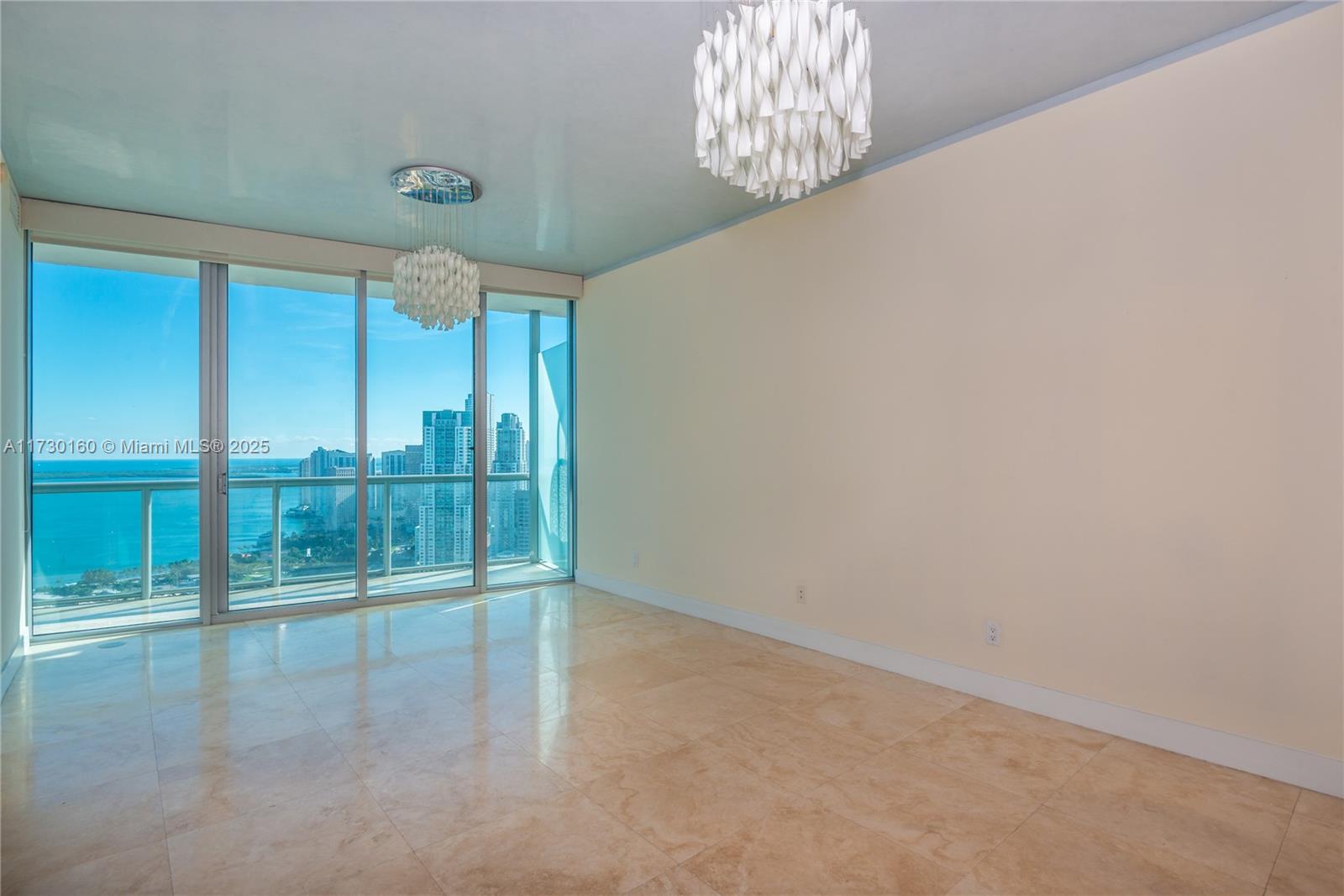888 Biscayne Blvd # 4402