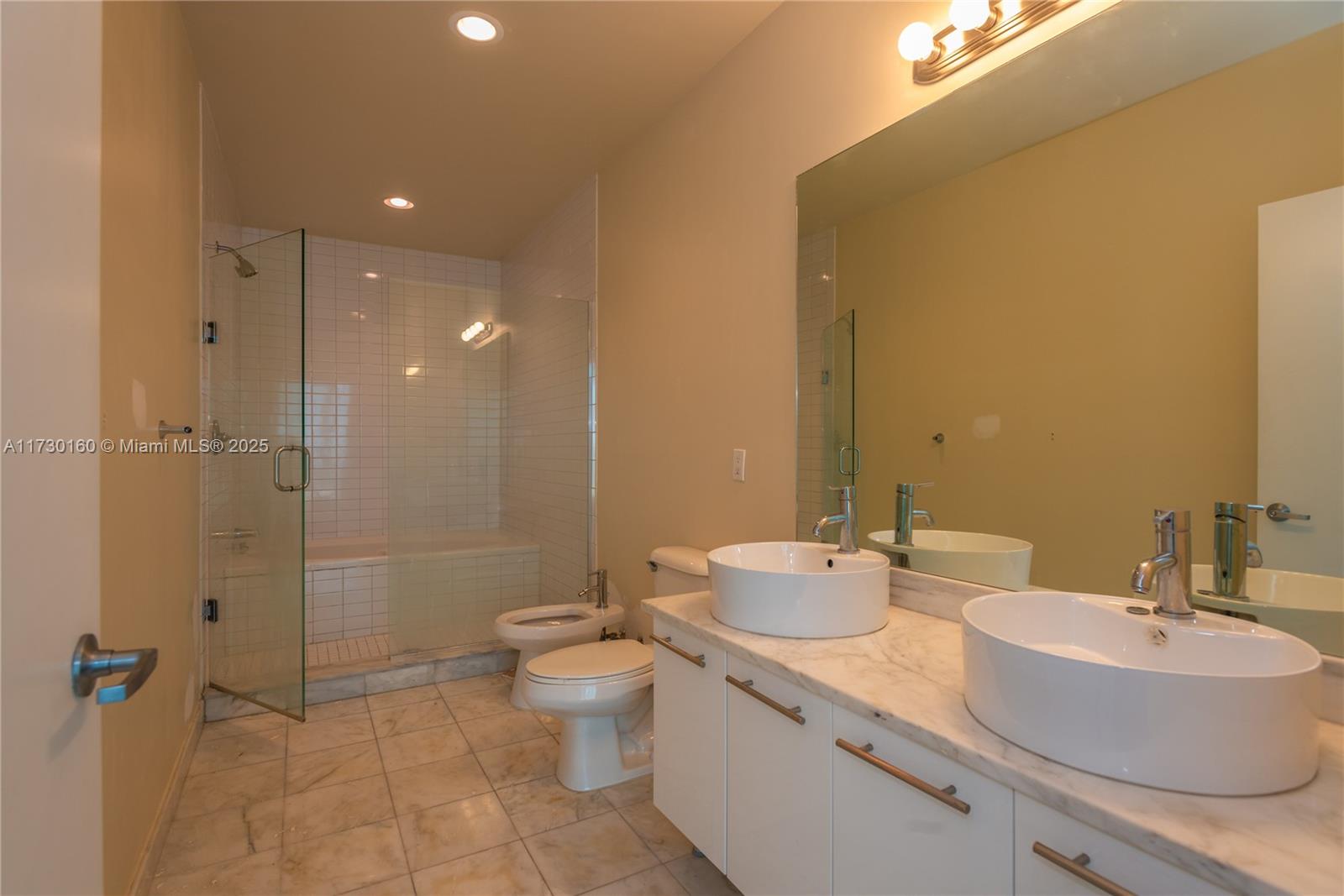 888 Biscayne Blvd # 4402
