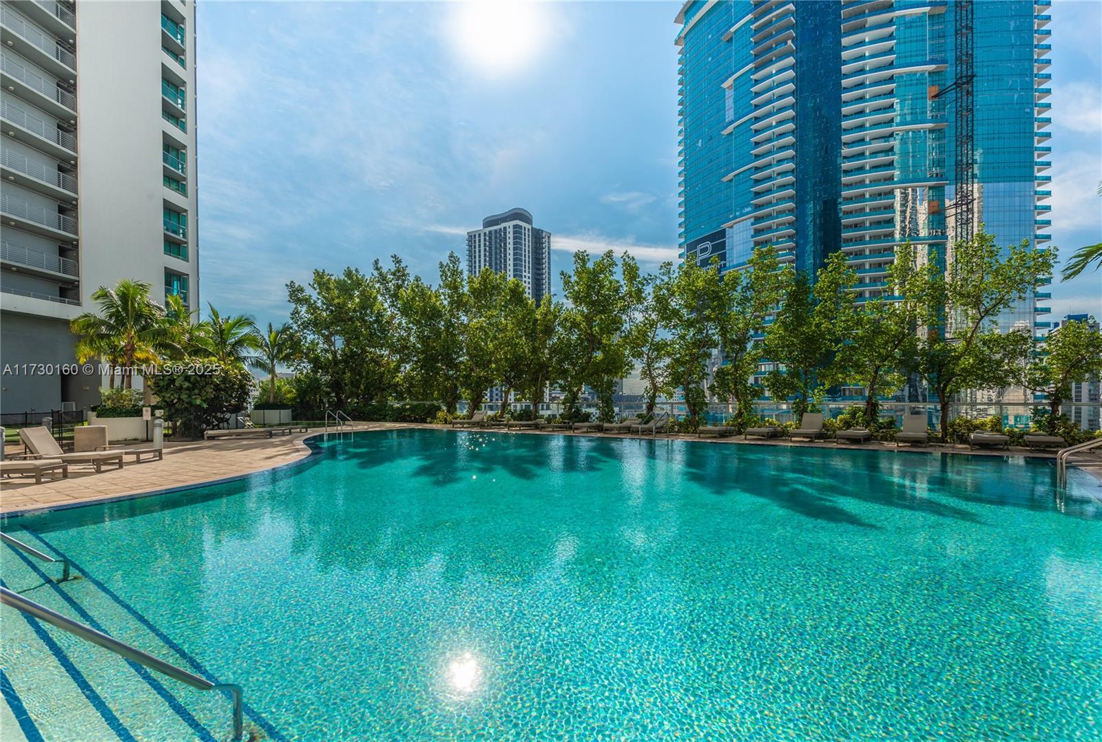 888 Biscayne Blvd # 4402