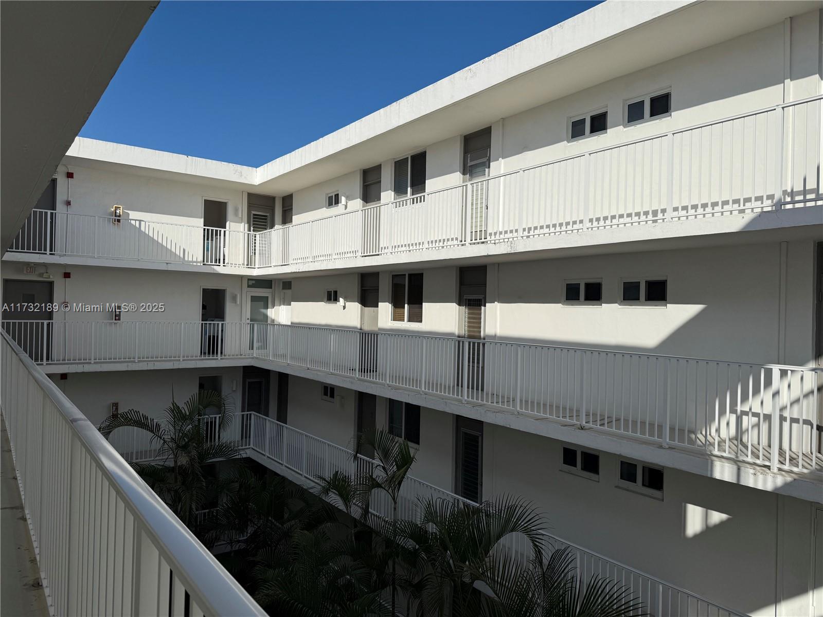 1670 Bay Rd # 4E