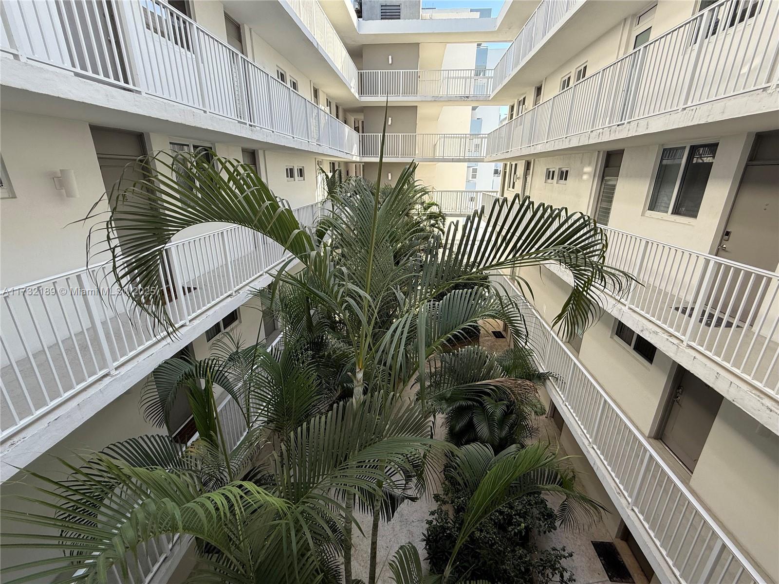 1670 Bay Rd # 4E