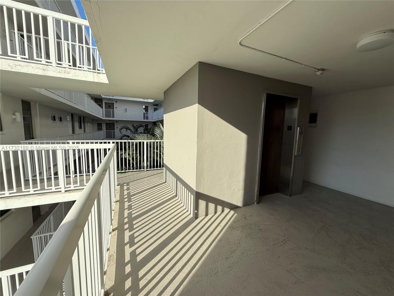 1670 Bay Rd # 4E
