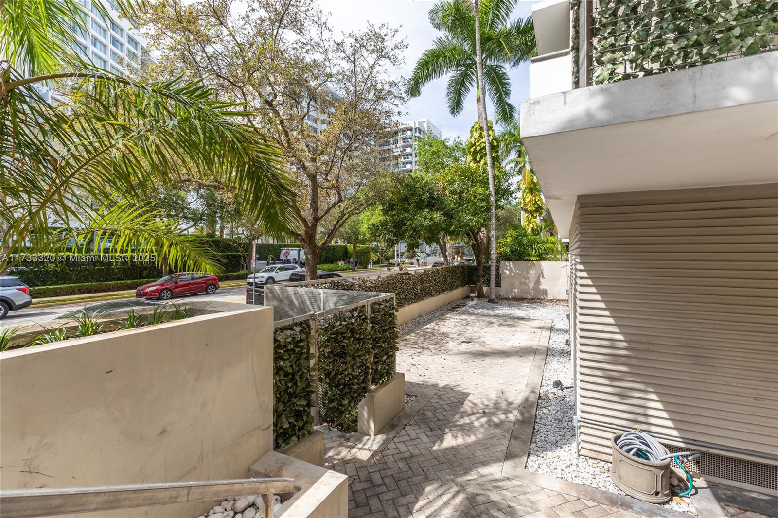 1125 West Ave # 2