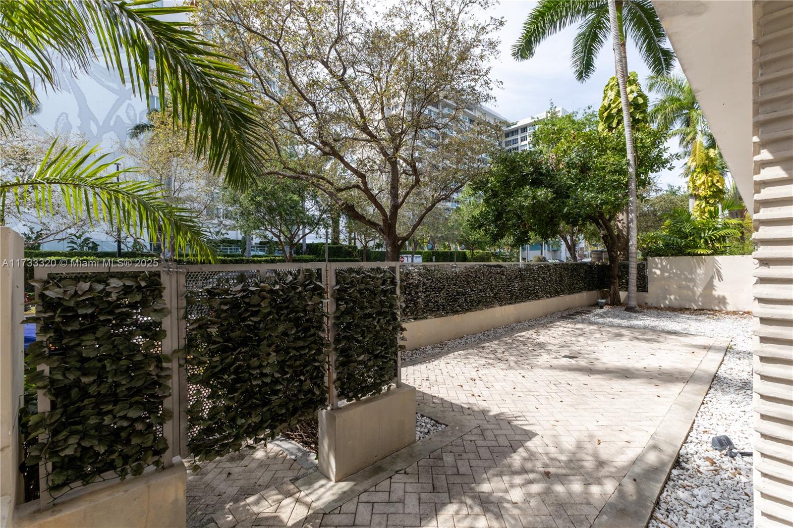 1125 West Ave # 2