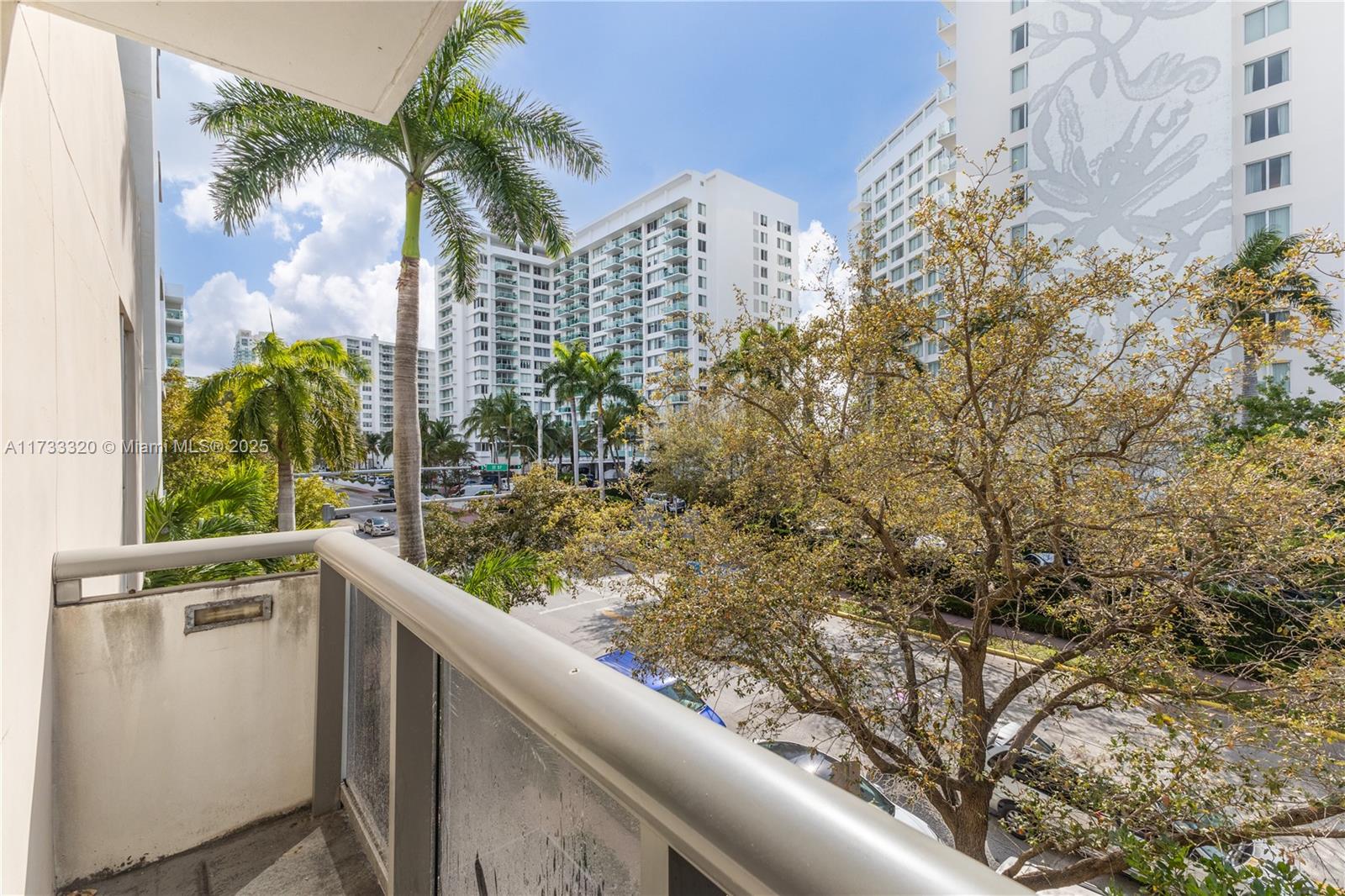 1125 West Ave # 2