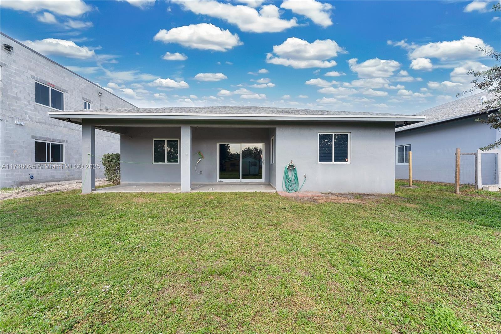 2824 NW 11th St