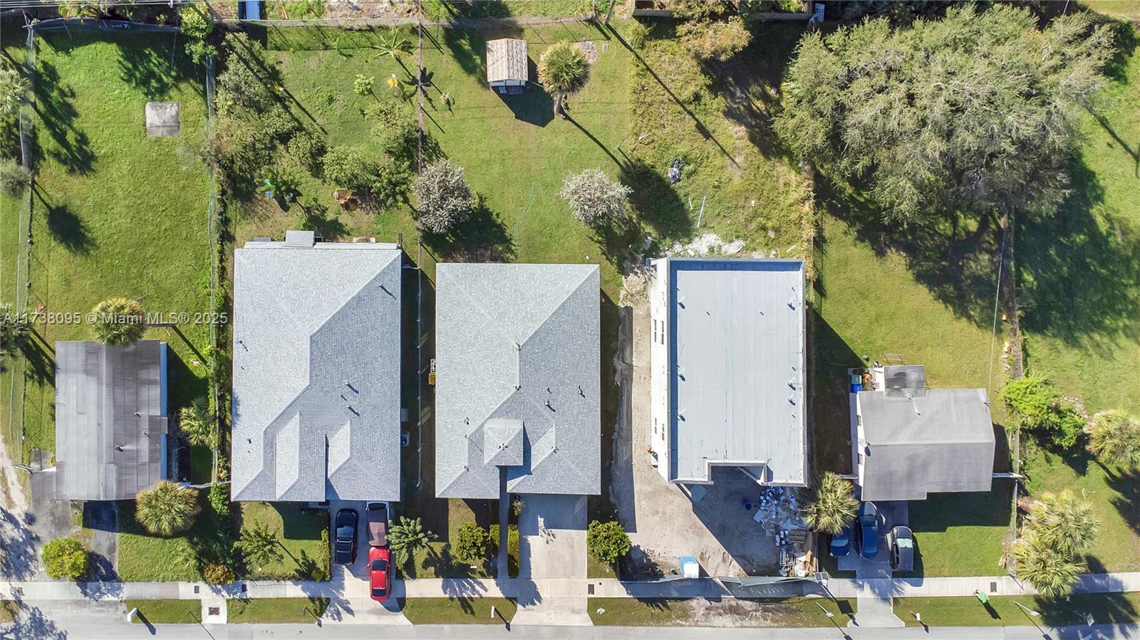 2824 NW 11th St