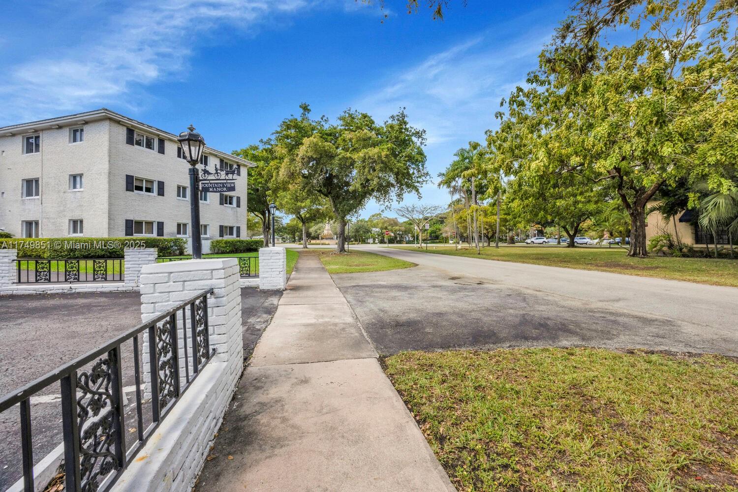 950 Sevilla Ave # 102