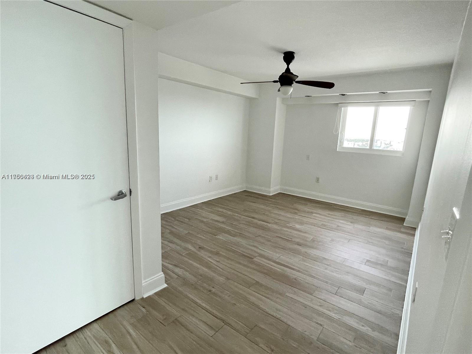 7600 Collins Ave # 1013