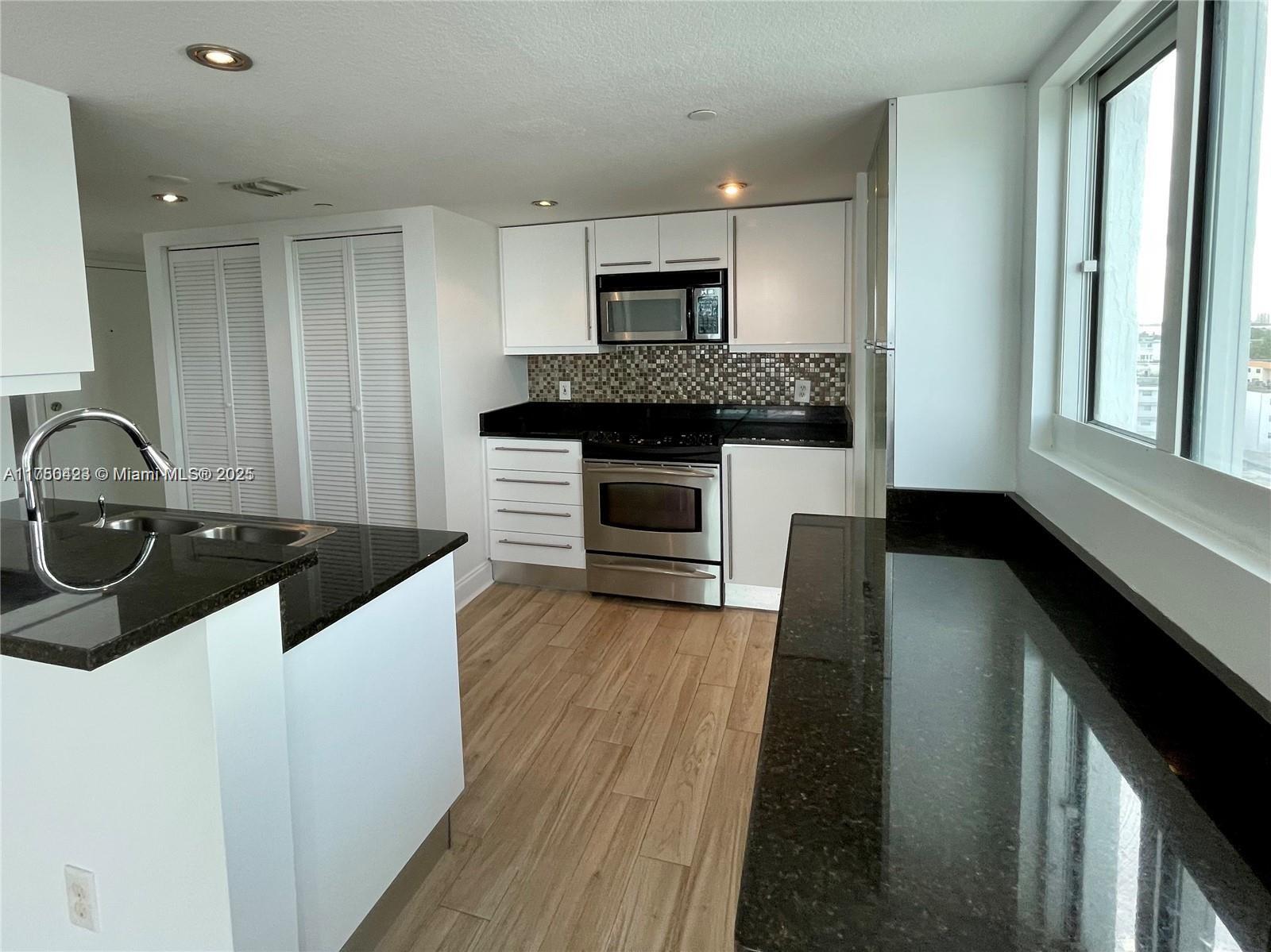 7600 Collins Ave # 1013