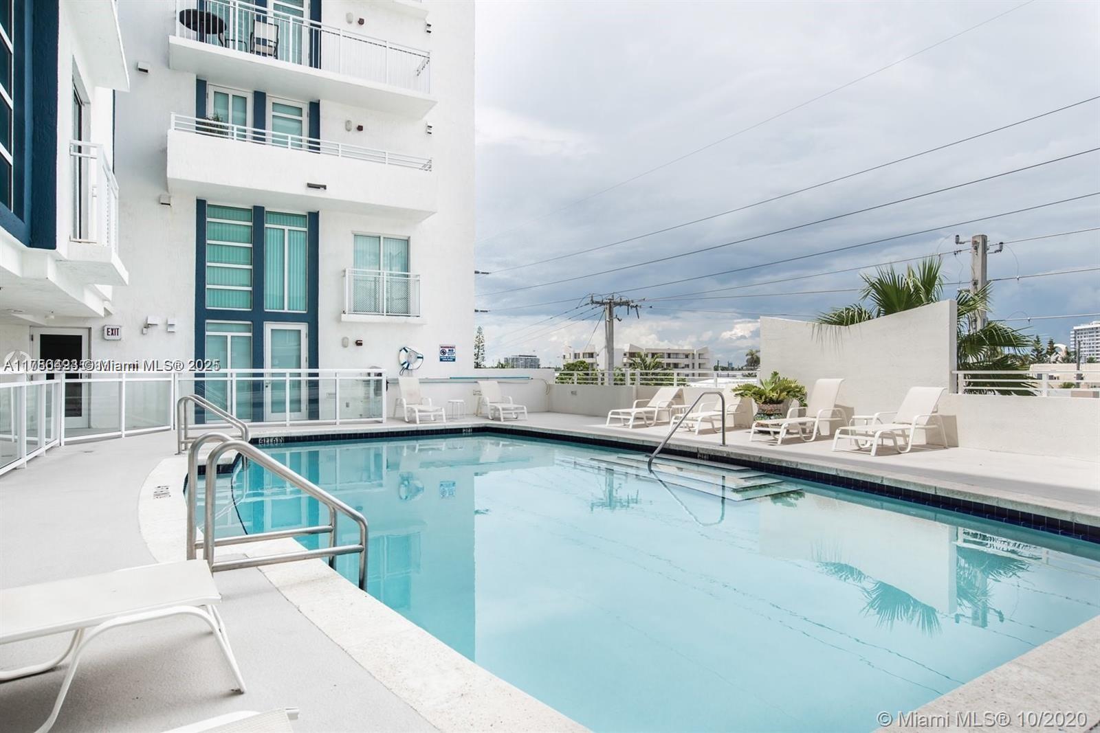 7600 Collins Ave # 1013