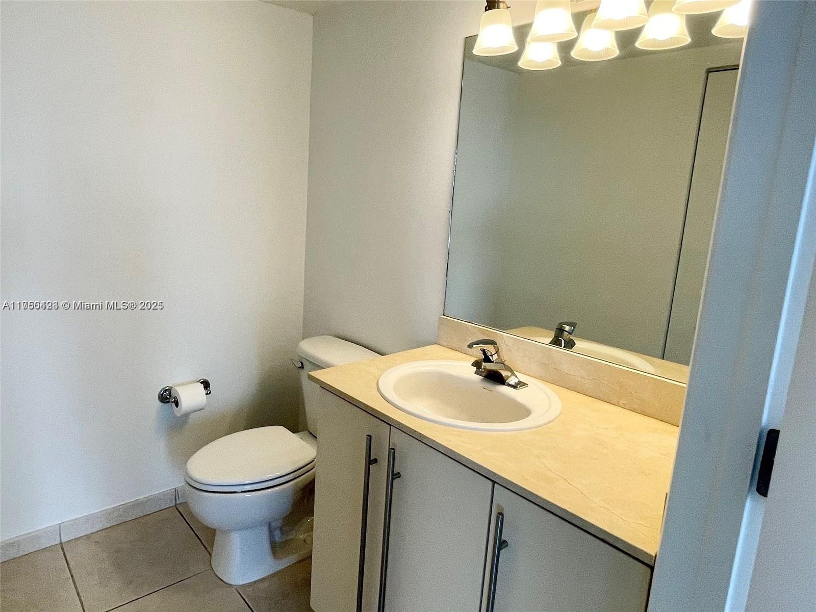7600 Collins Ave # 1013