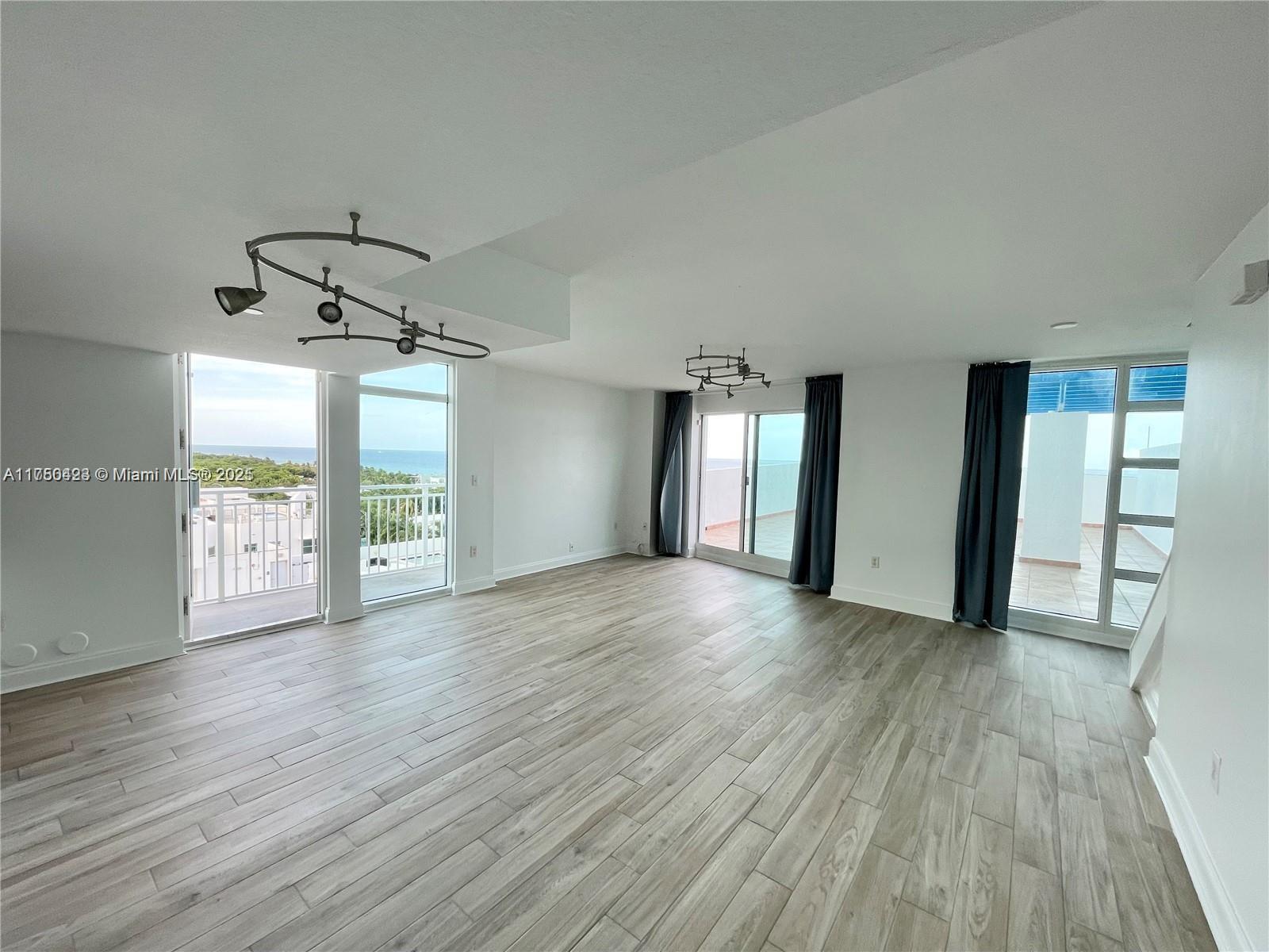 7600 Collins Ave # 1013