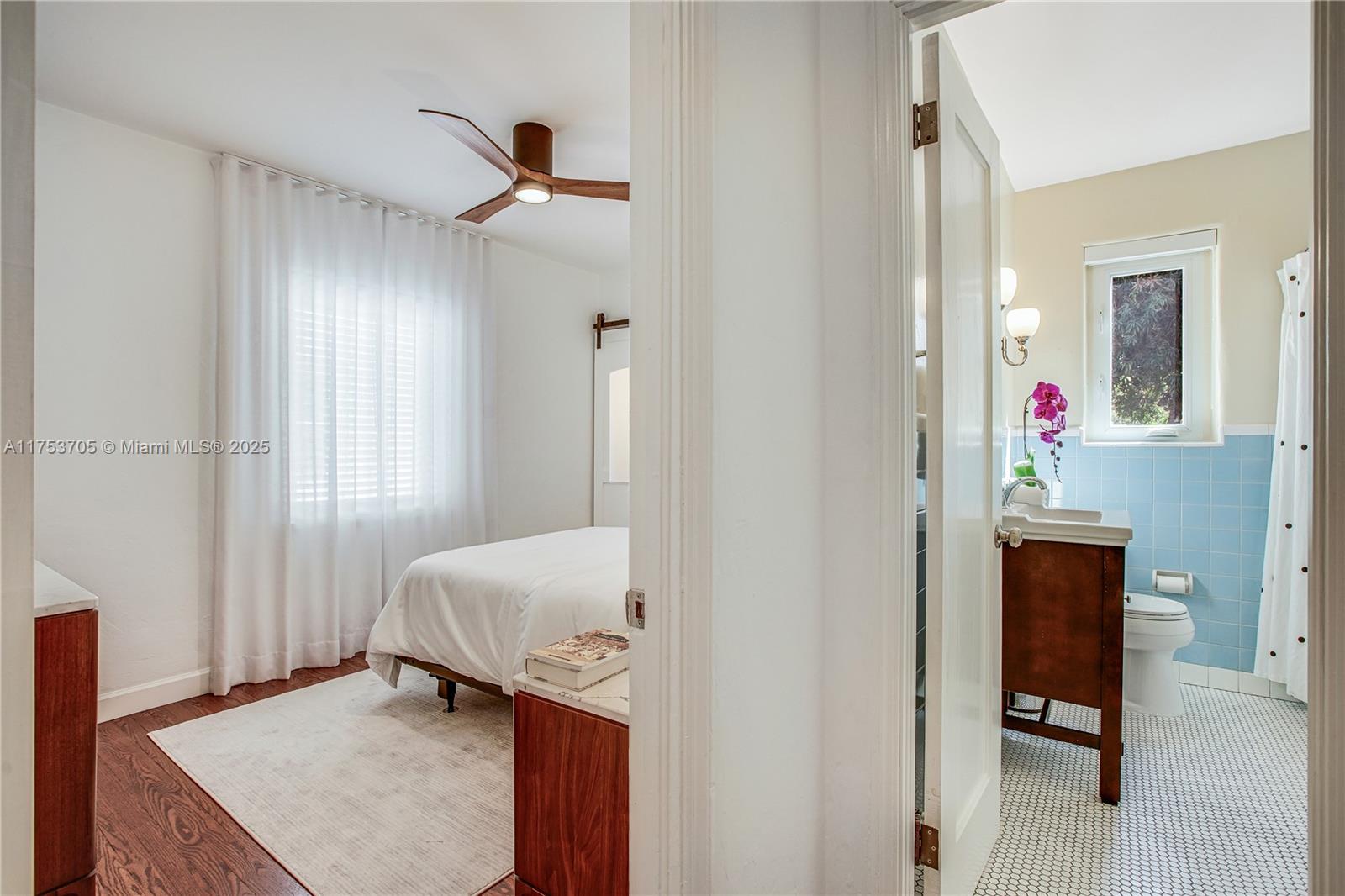 1926 SW 17th Ter