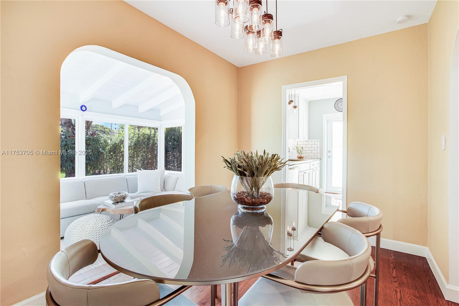1926 SW 17th Ter
