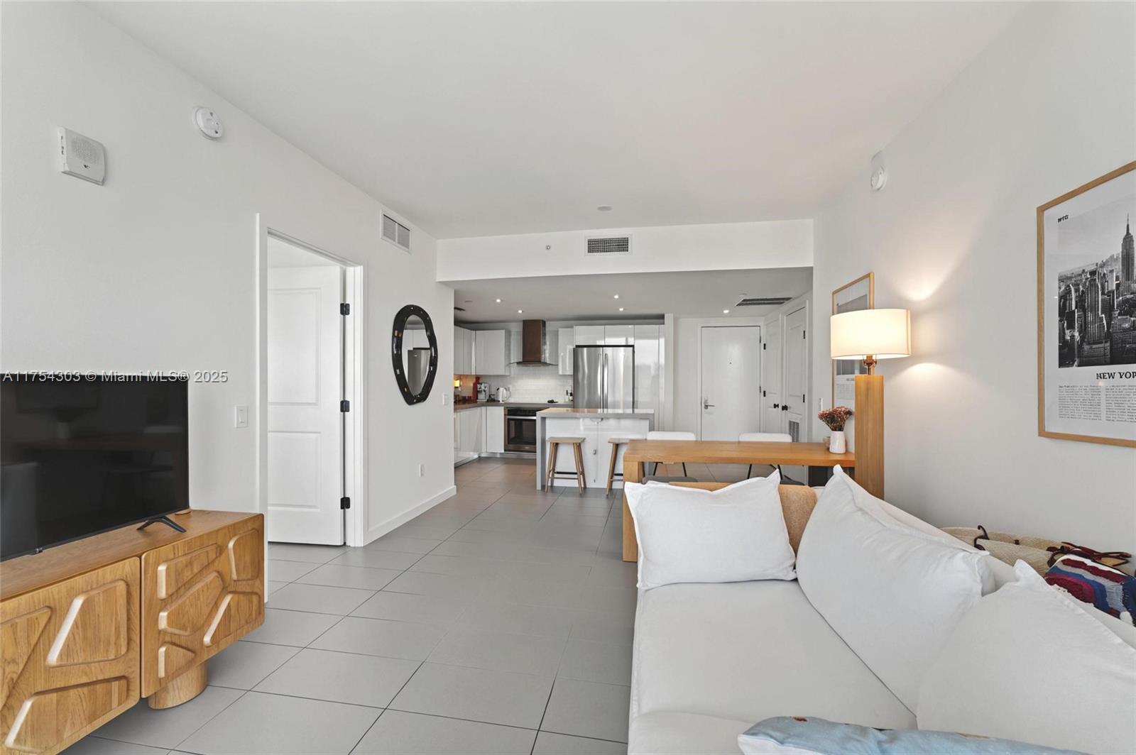 1600 NE 1st Ave # 3408