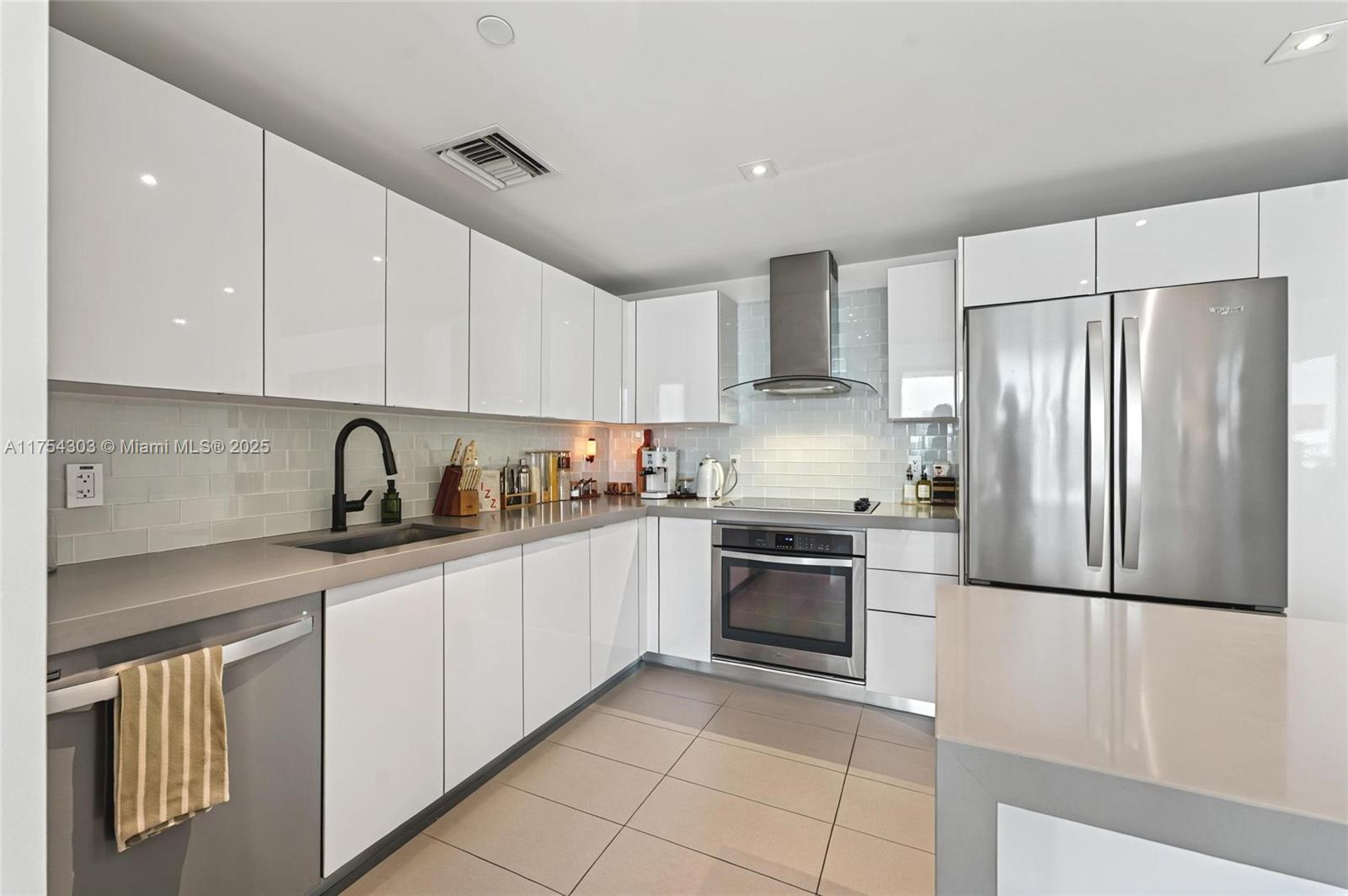 1600 NE 1st Ave # 3408