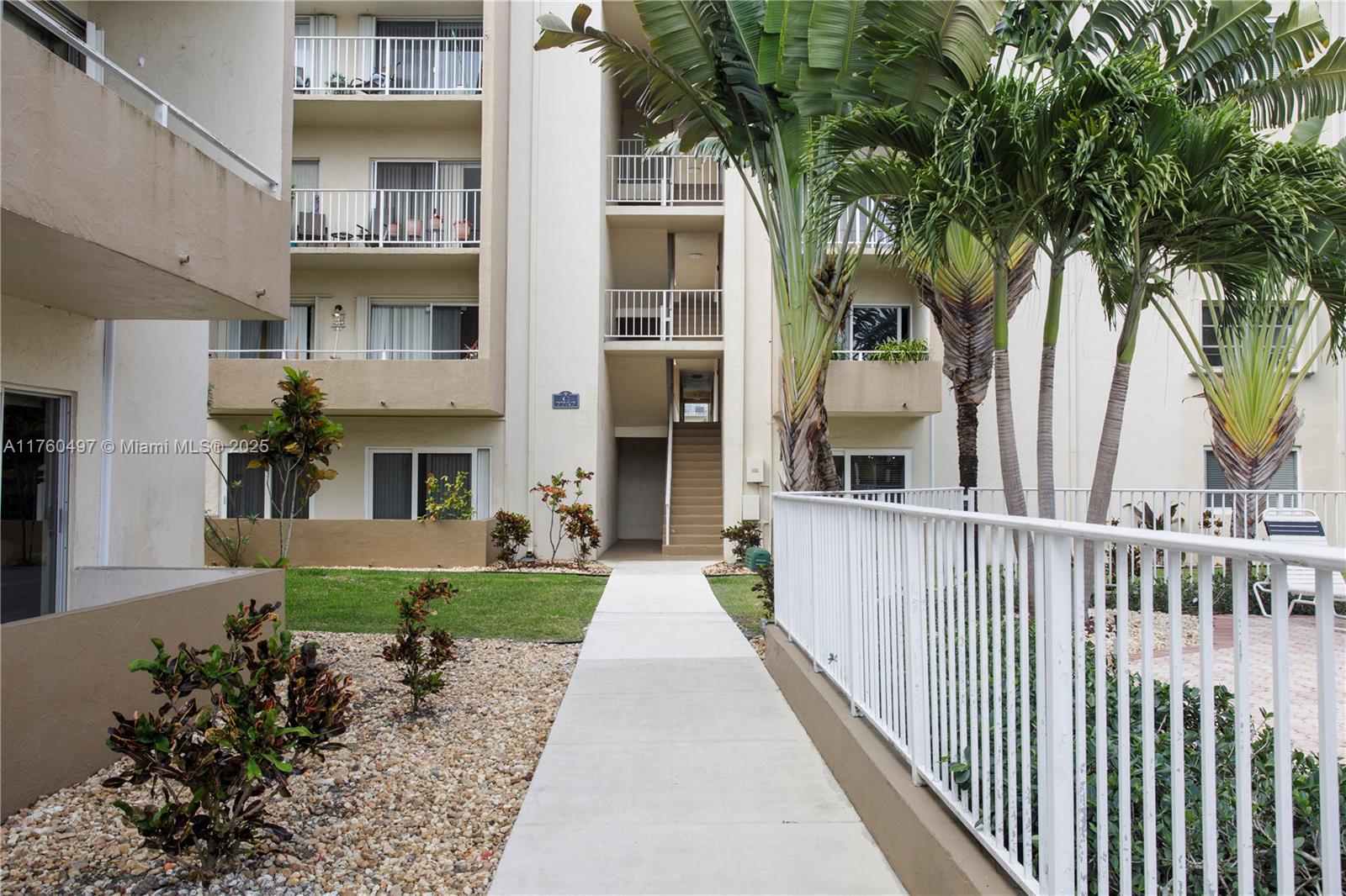 7755 SW 86th St # 105 Unit: C-105
