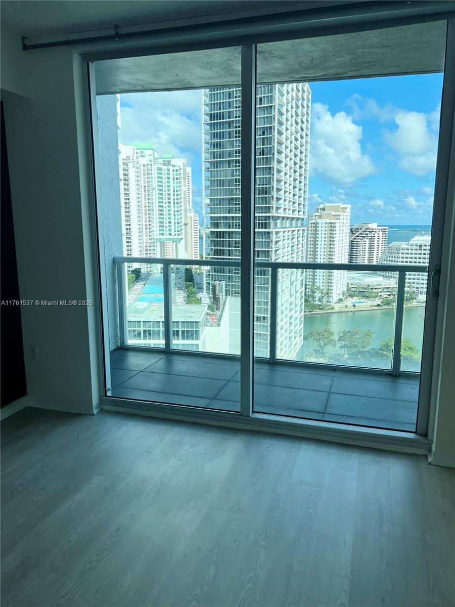 500 Brickell Ave # 2300