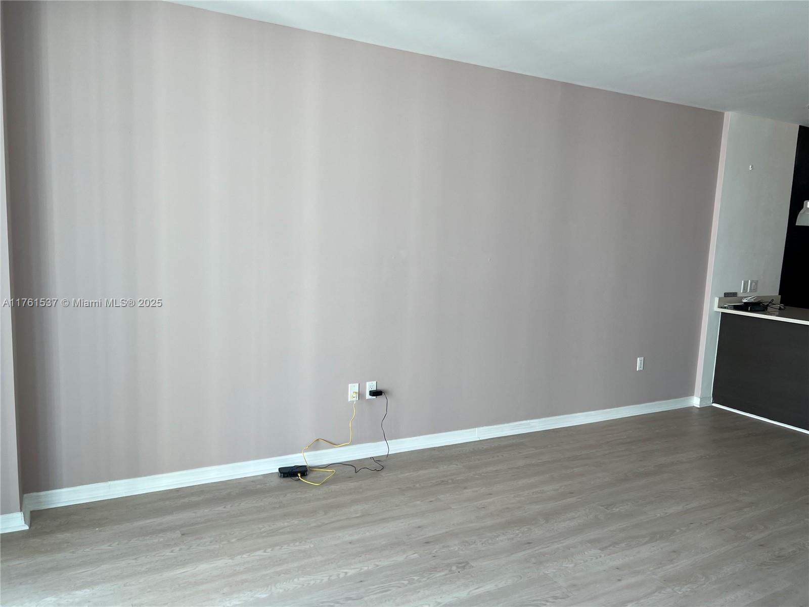 500 Brickell Ave # 2300