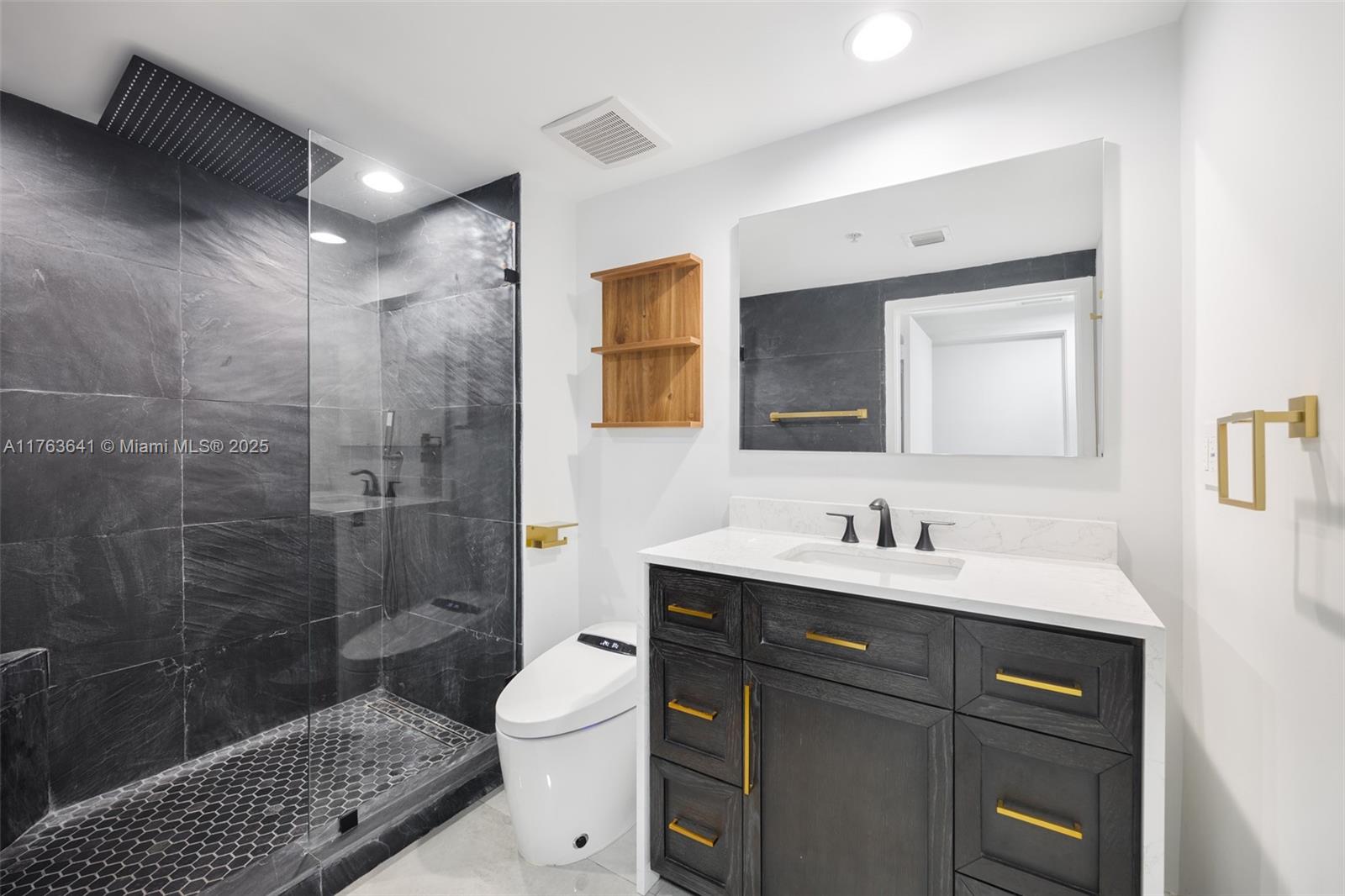 335 S Biscayne Blvd # 1502