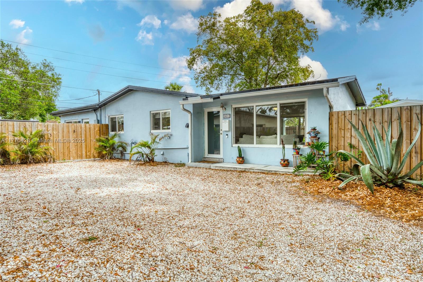 3637 Riverland Rd