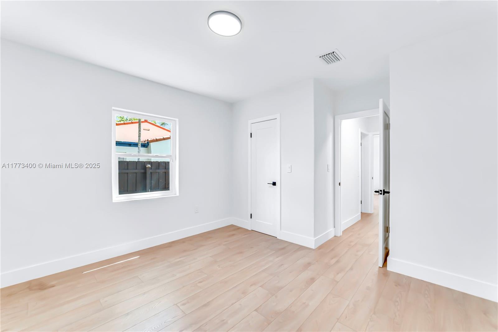 29 NE 106th St