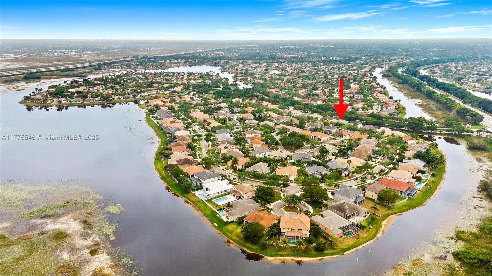 821 Crestview Cir