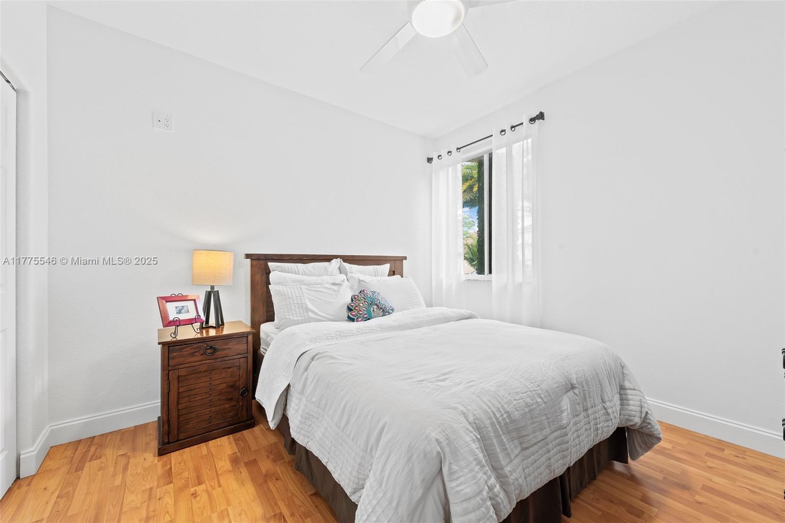 821 Crestview Cir