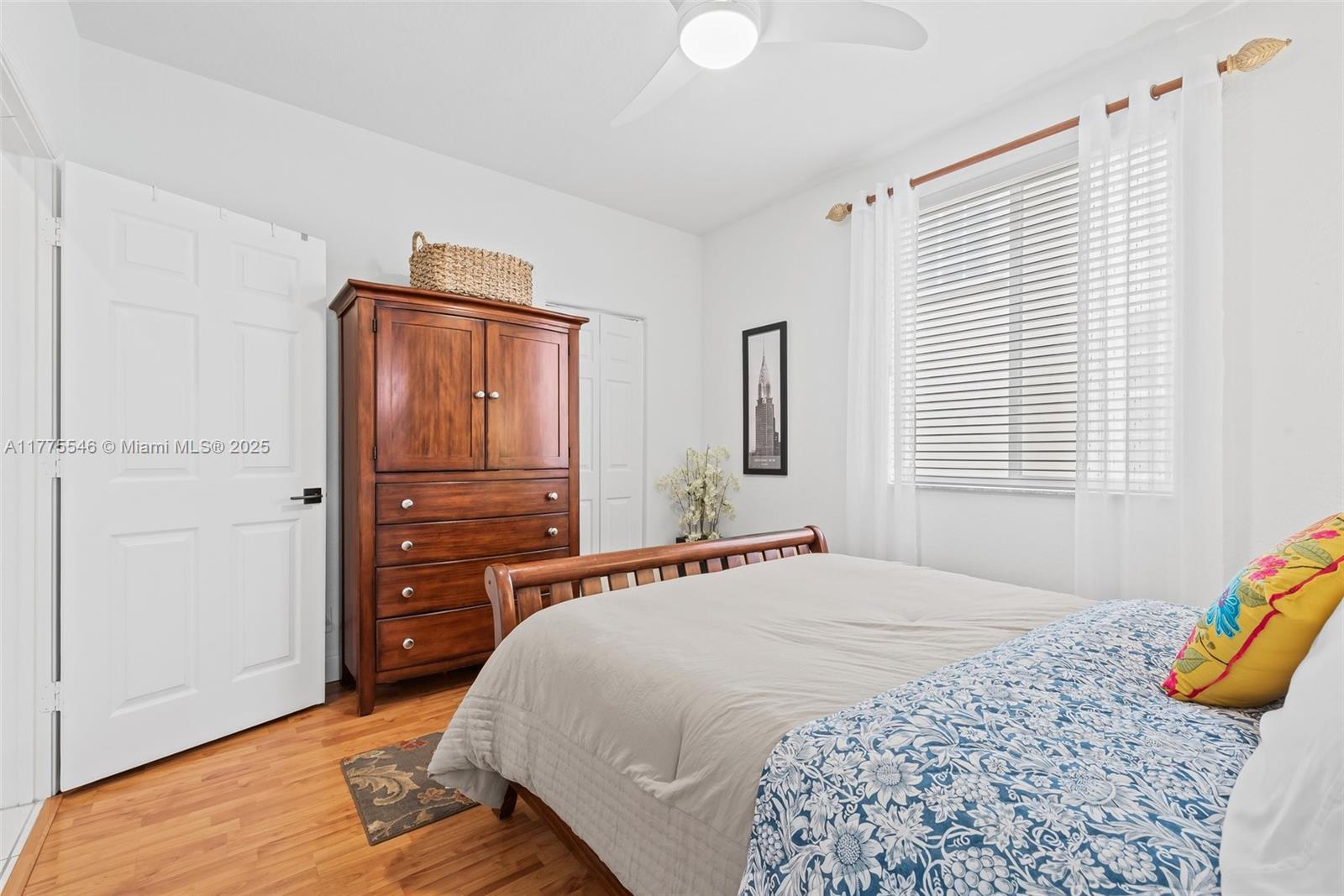 821 Crestview Cir