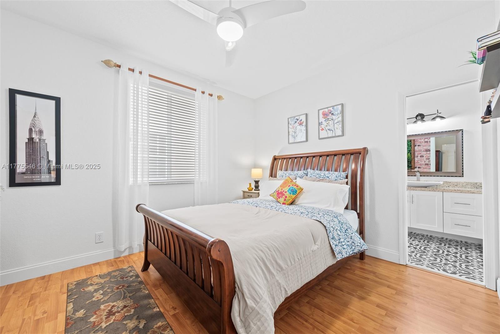 821 Crestview Cir
