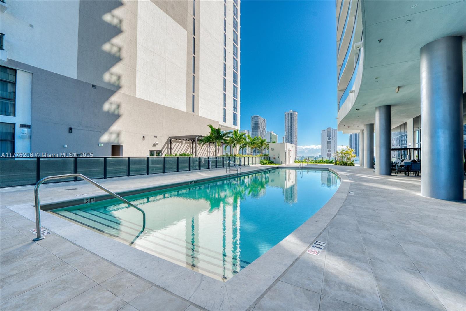 1600 NE 1st Ave # 2811