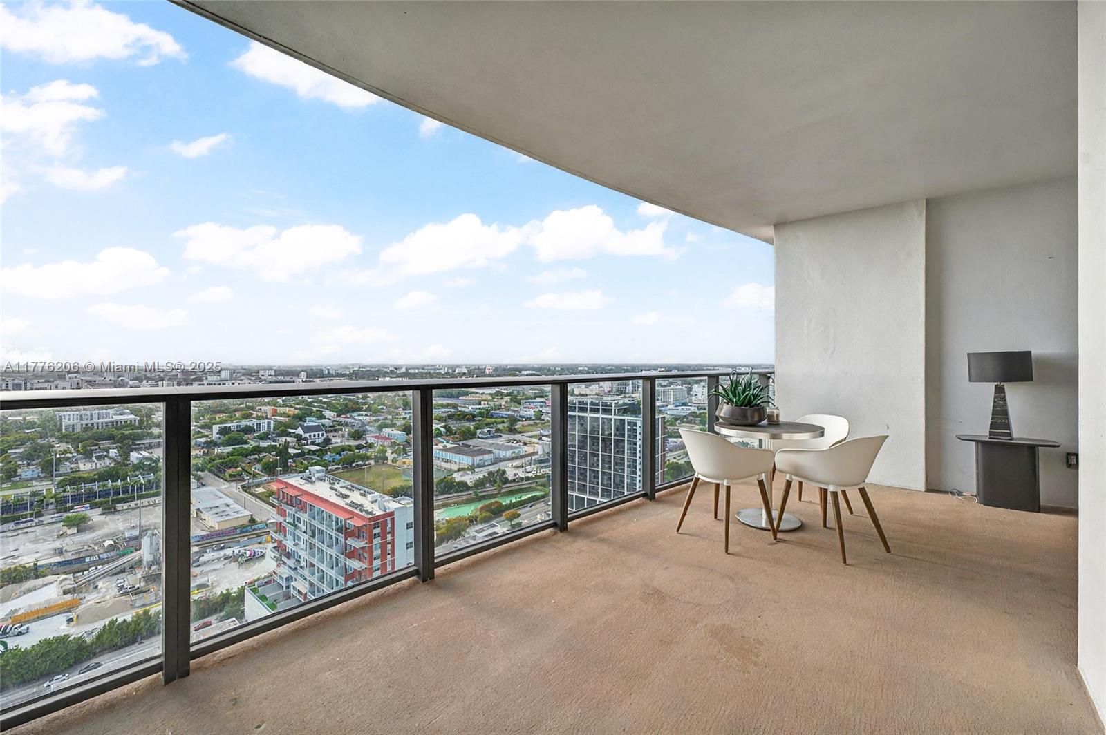 1600 NE 1st Ave # 2811
