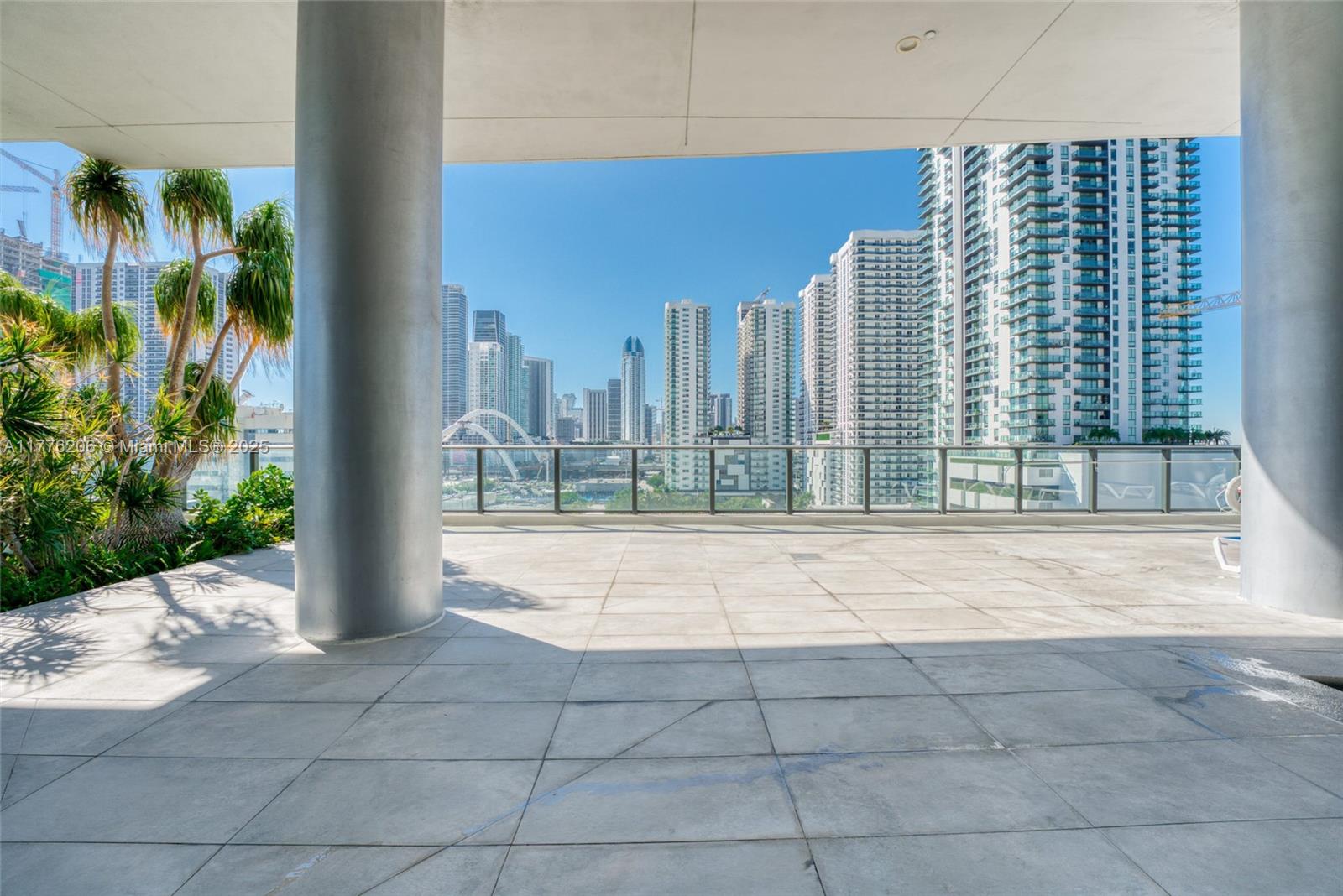 1600 NE 1st Ave # 2811
