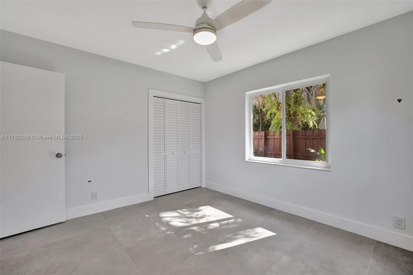 1000 SW 19th St