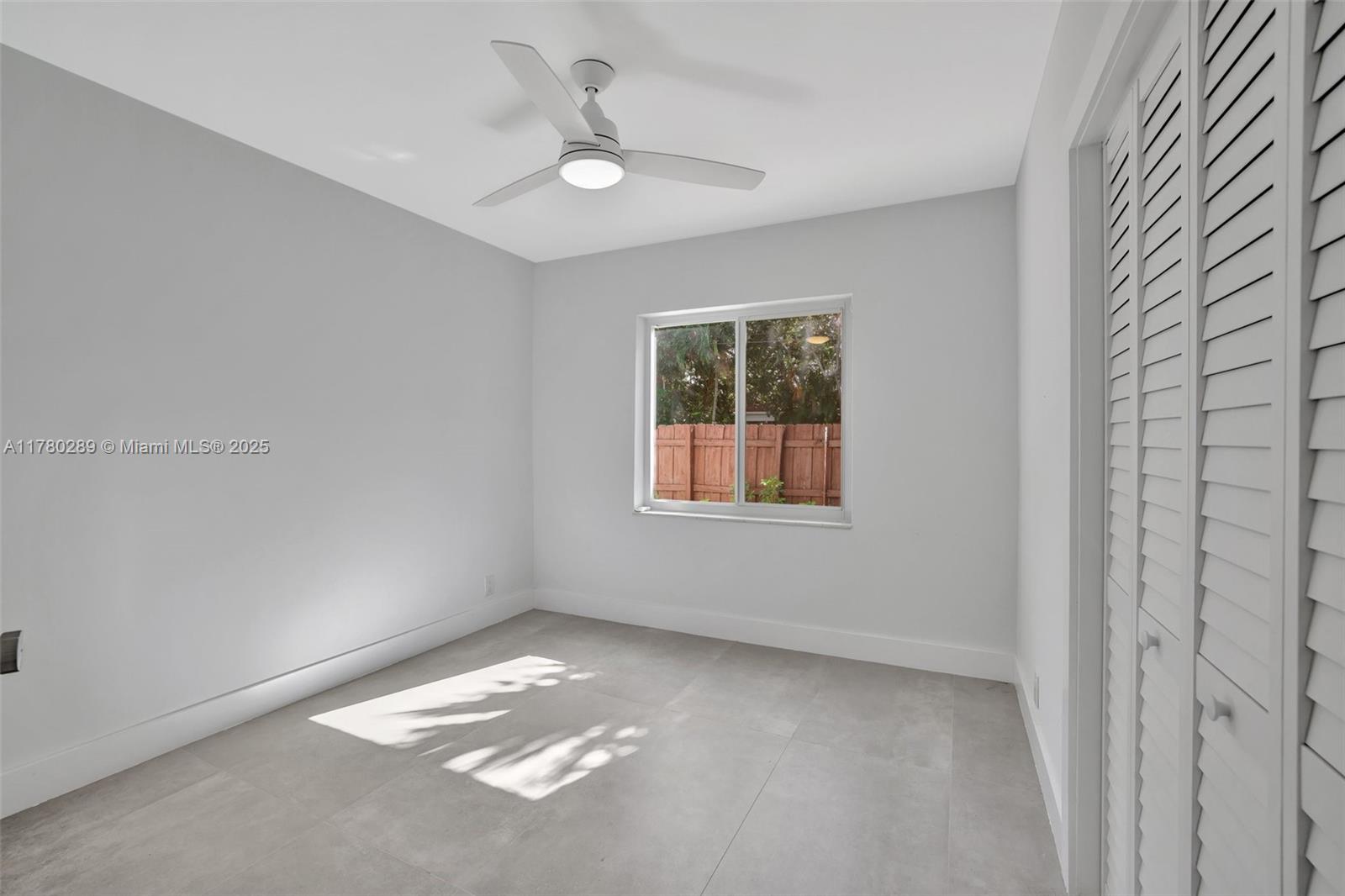 1000 SW 19th St