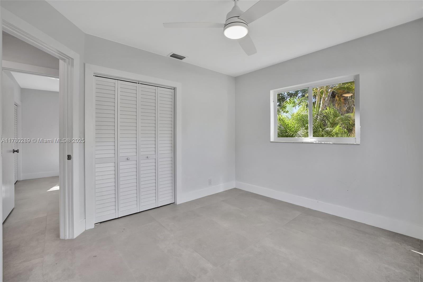 1000 SW 19th St