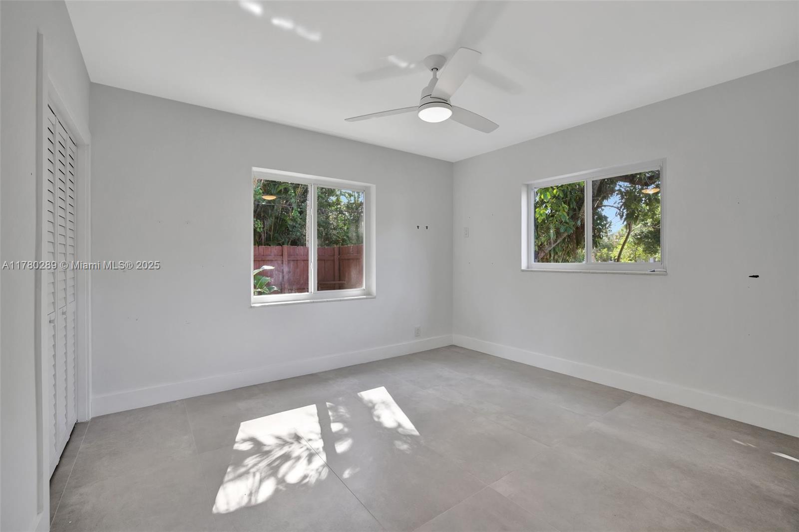 1000 SW 19th St