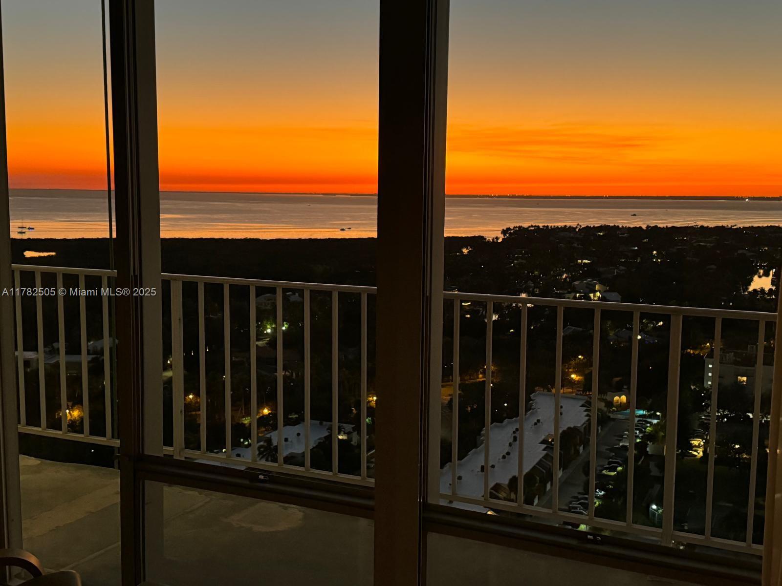 881 Ocean Dr # 24C