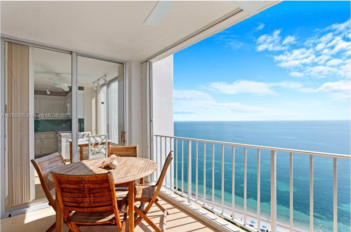 881 Ocean Dr # 24C