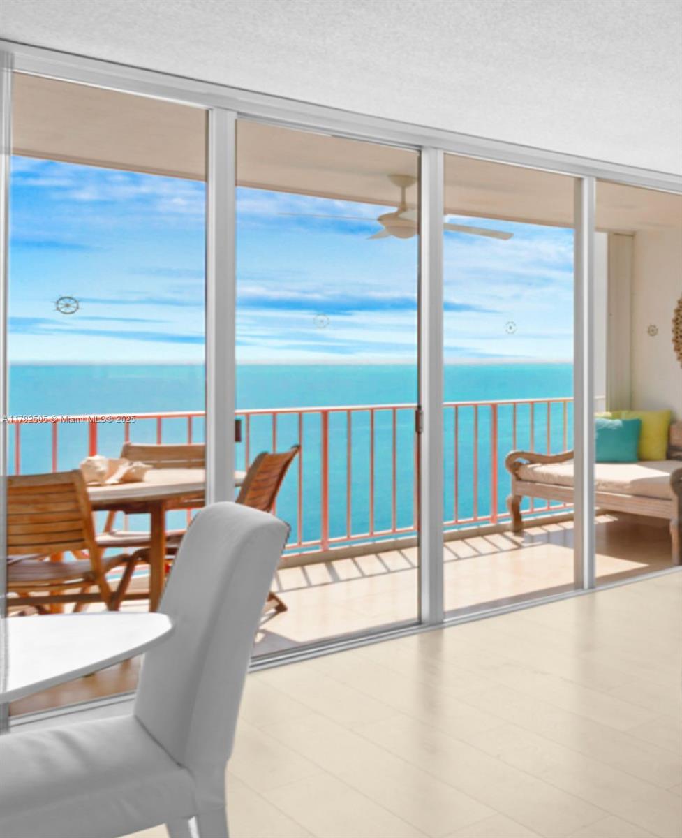 881 Ocean Dr # 24C