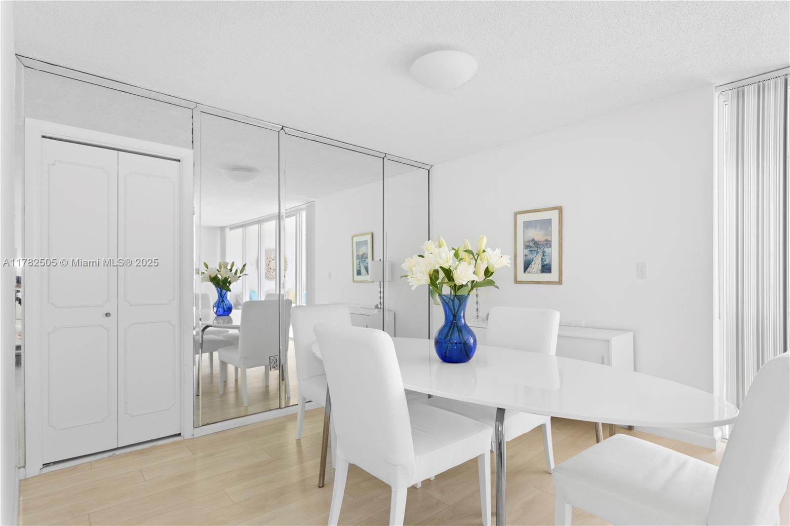881 Ocean Dr # 24C