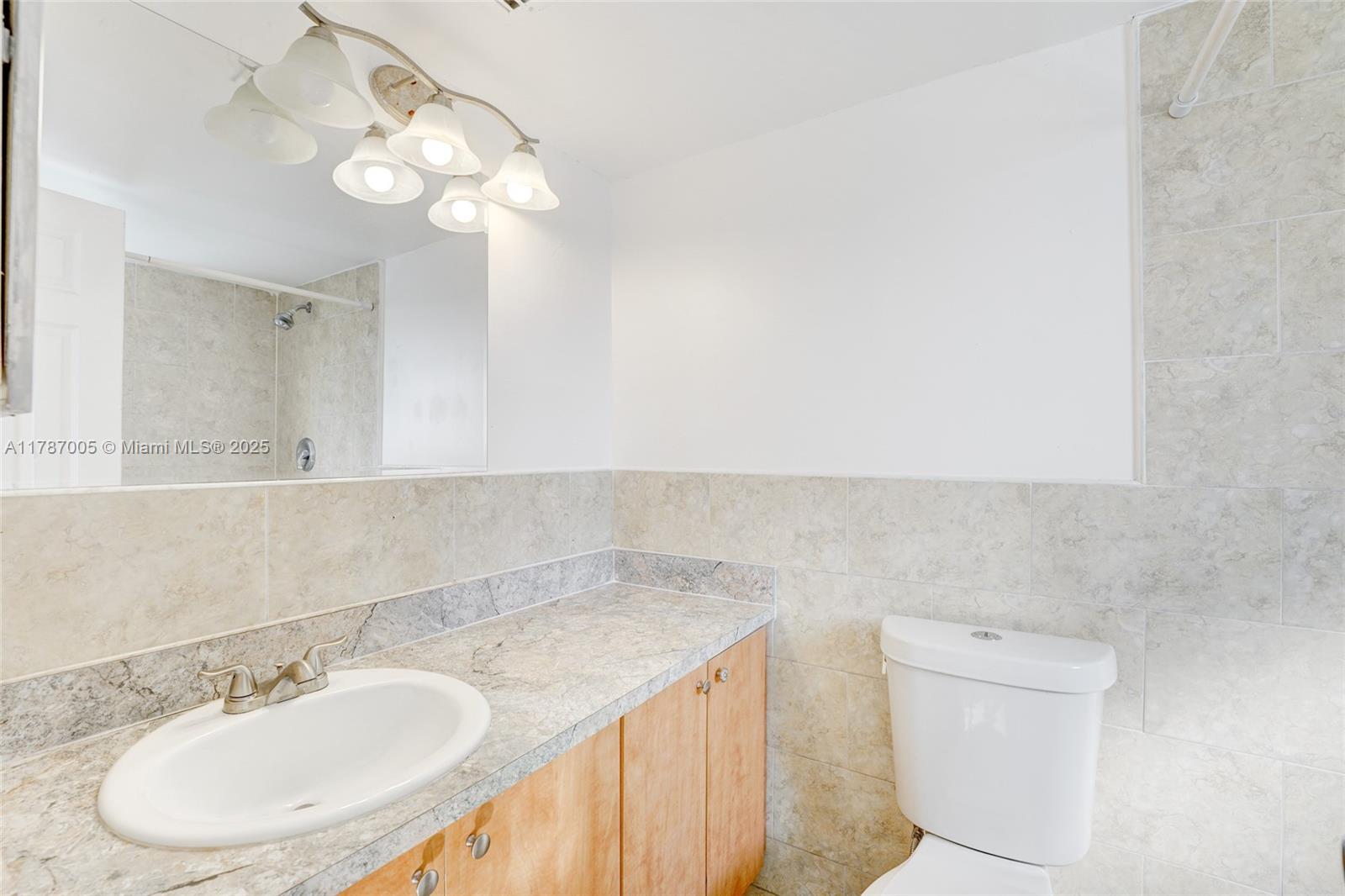8620 N Sherman Cir # 201
