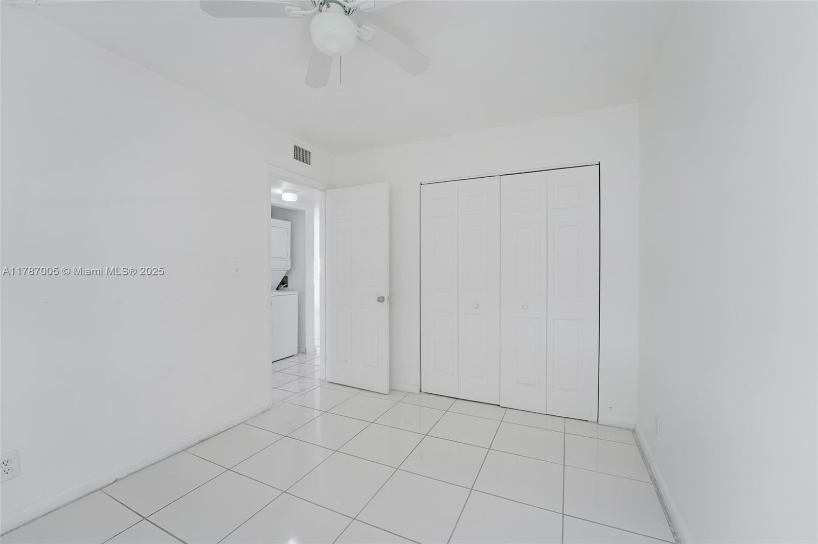 8620 N Sherman Cir # 201