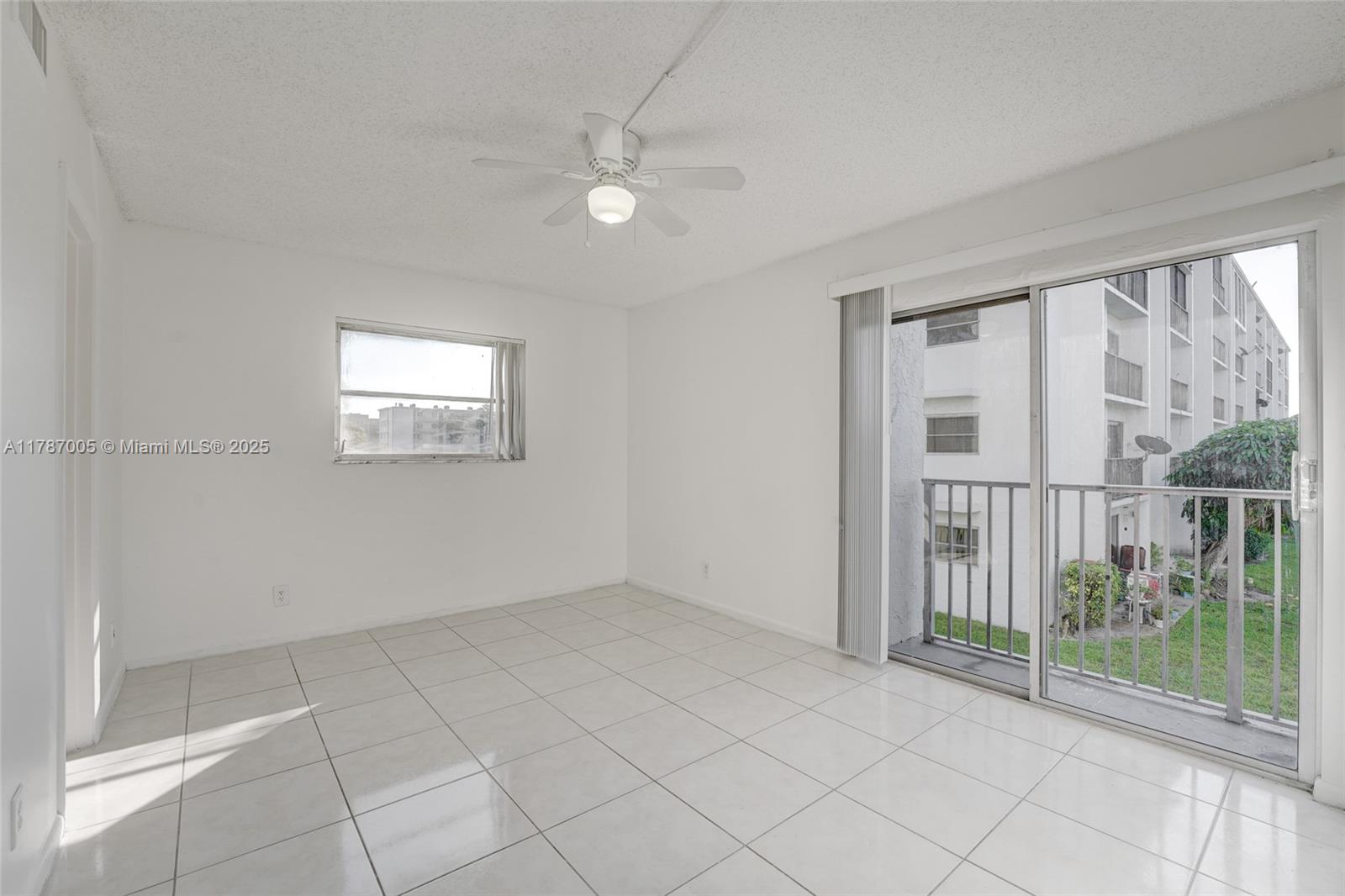 8620 N Sherman Cir # 201