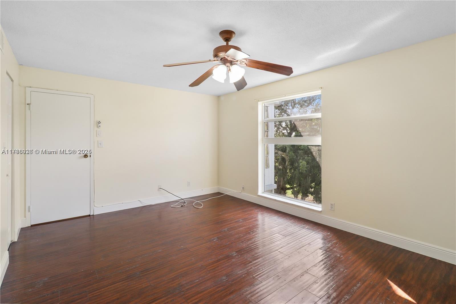 8421 Lagos De Campo Blvd # 307T