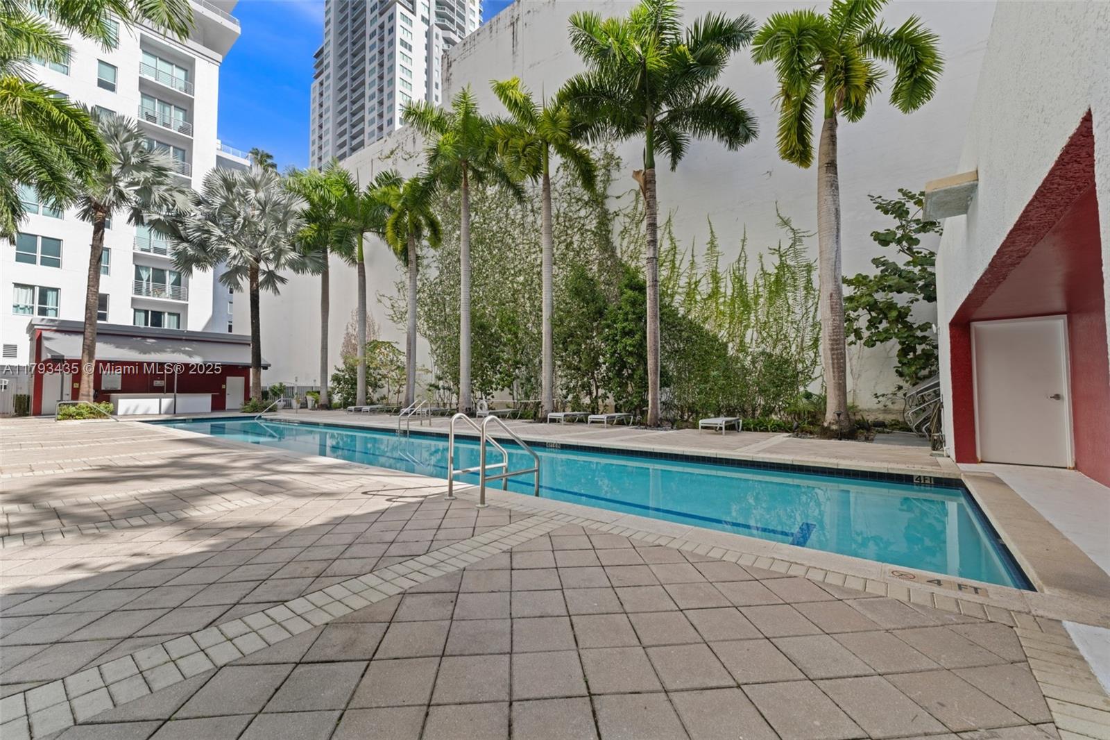 133 NE 2nd Ave # 501