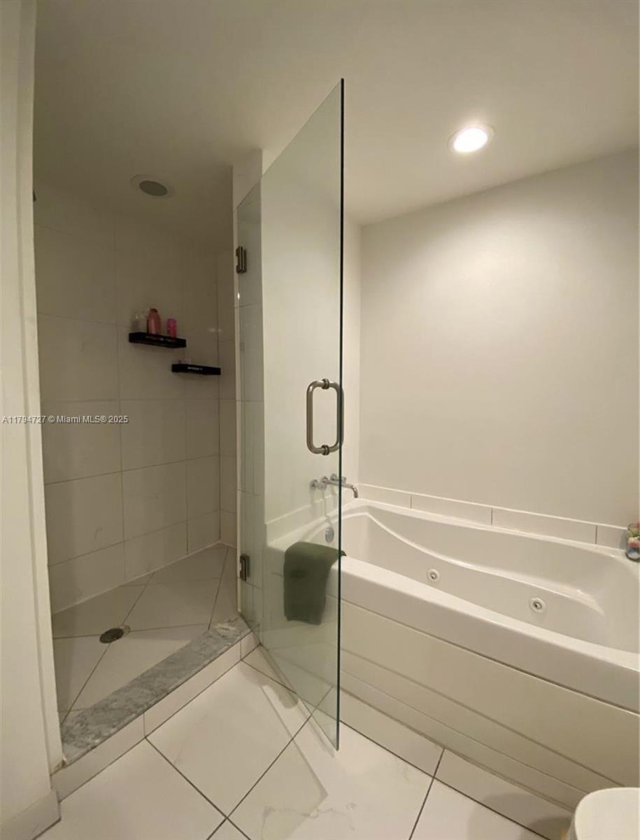 55 SE 6th St # 1506